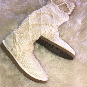 UGG Classic Australia Boots 9”